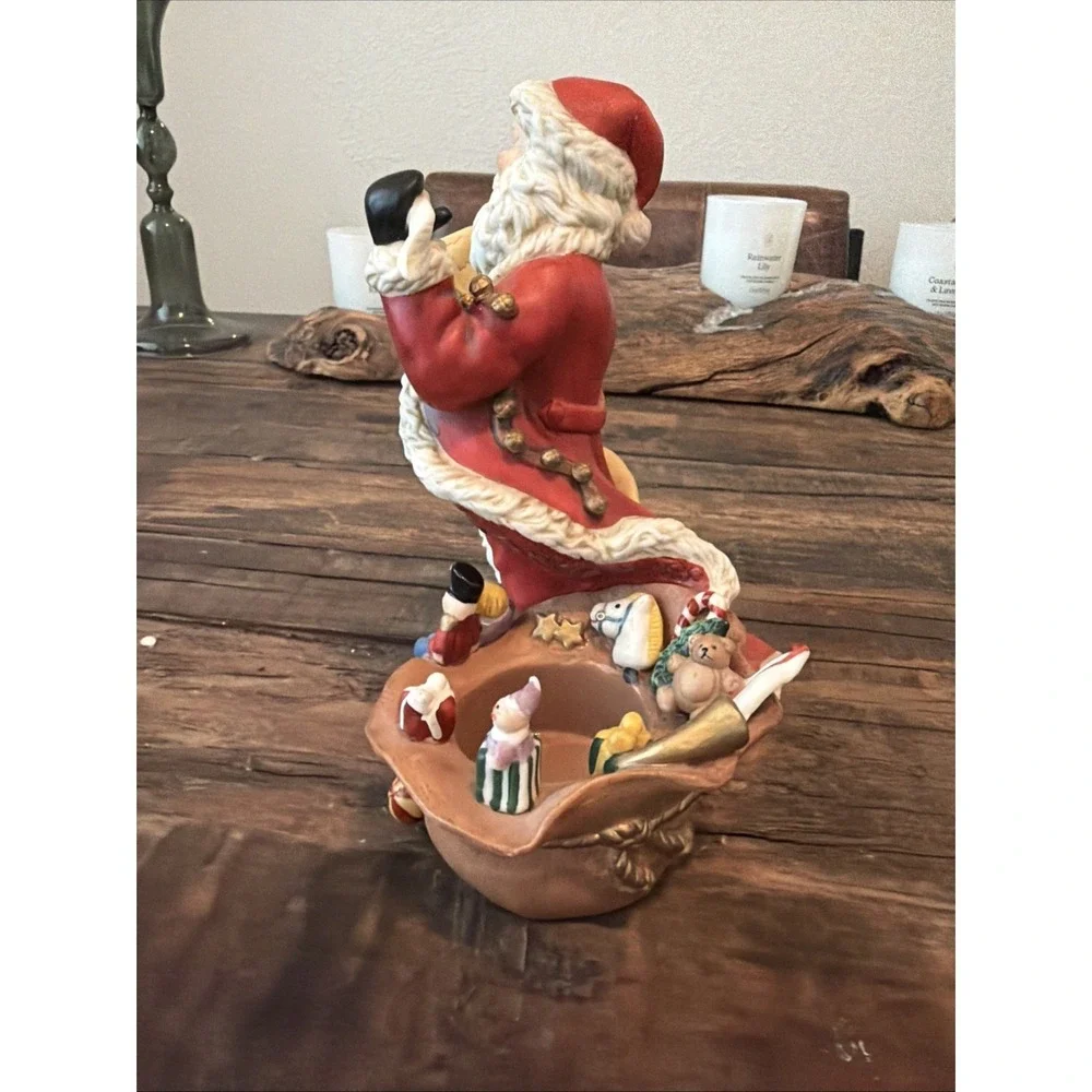 Partylite P9841 Christmas Santa Checking His List Tealight/Votive Candle Holder!